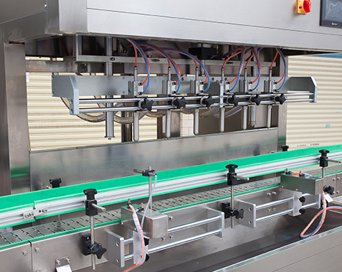 植物油灌裝機可算沒白等，品質(zhì)好良心價